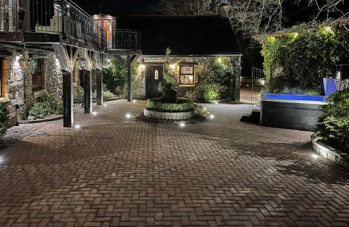 Kilbirnie House | Tennox Stables - Uk39975