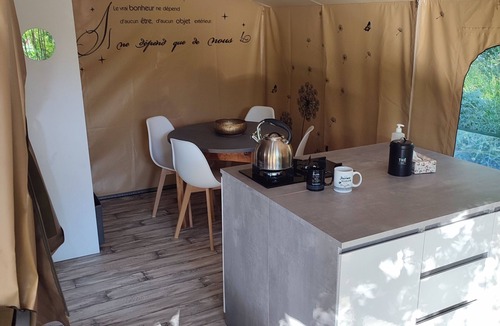 Engravies Cabin | Tent Lodge Cassis 4 people.