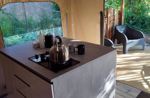 Engravies Cabin | Tent Lodge Cassis 4 people.