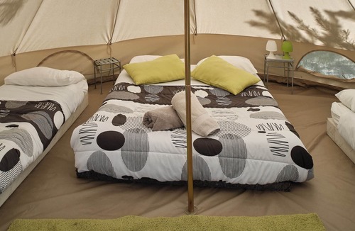 Sigonce RV Rental | Tent-Shared Bathroom