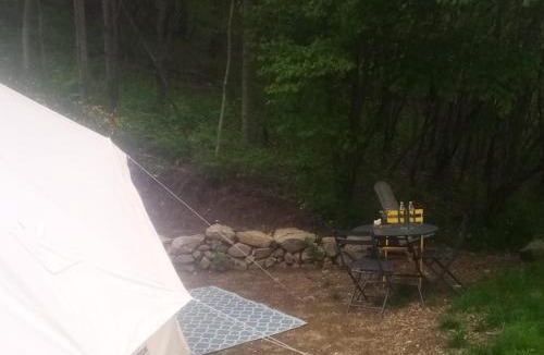Burzet Other | Tente Tipi en pleine forêt