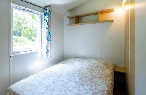 Fenouillet Other | Tente Toile & Bois - 2 Chambres, Terrasse - API-1-52-789
