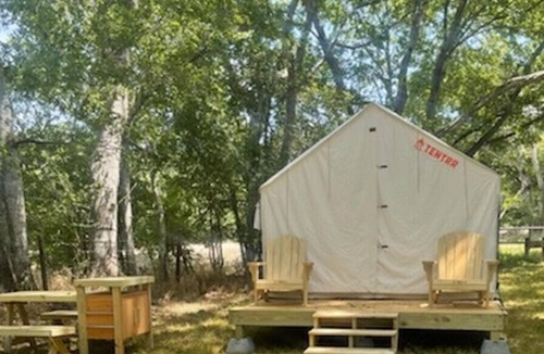 Texas Gulf Coast Region RV Rental | Tentrr State Park Site - Texas Brazos Bend State Park - Trailside B - Single Cam