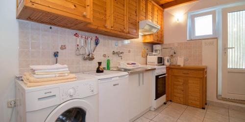 Veli Losinj Apartment | Teo