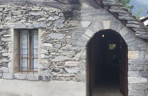 Cerentino House | Tepilanti