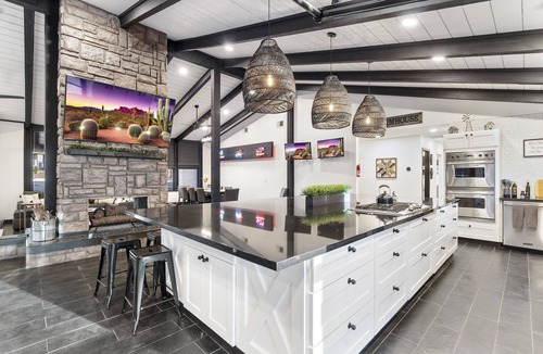 Regency Heights House | Tequila Fountain