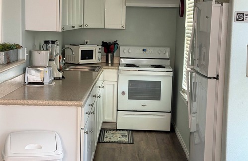 Aransas Pass House | TEQUILA SUNRISE - A Spring Break and Summer FAVORITE! Come relax with us.