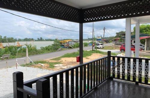 Kampung Serdang Baru House | Teratak Bayu STC