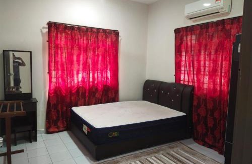 Enggor House | Teratak Desa Cemerlang 1