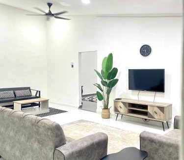 Kubang Sawa House | Teratak Orked