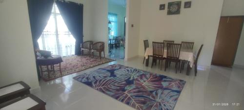 Peringat House | TERATAK SINGGAH AmrieJie