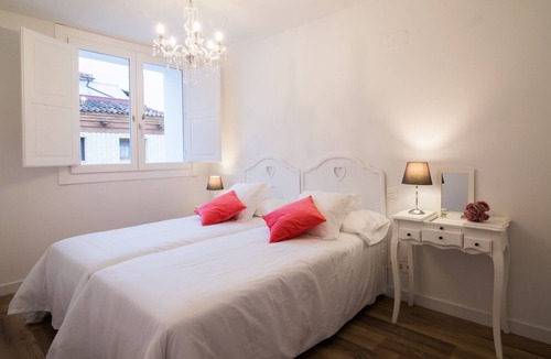 Zaragoza Old Town Apartment | TERCERO B - 3 B - APARTAMENTOS ALMADA - Plaza del Pilar