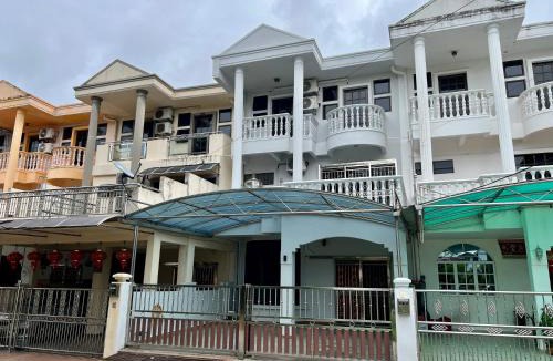 Bukit Kecil House | Terengganu Inn