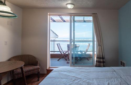 Netarts Hotel | Terimore Lodging by the Sea
