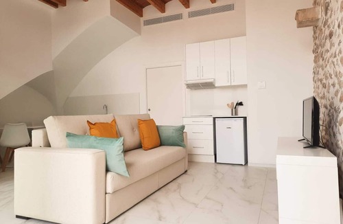 Old Town Apartment | Termas Romanas Allon