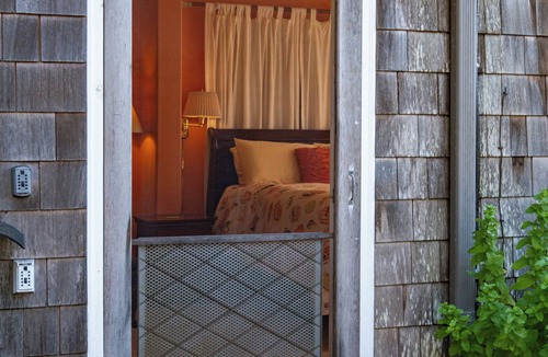 Tolovana Park Apartment | Tern Inn North- Private Suite-Close to Beach-Fireplace-Peaceful