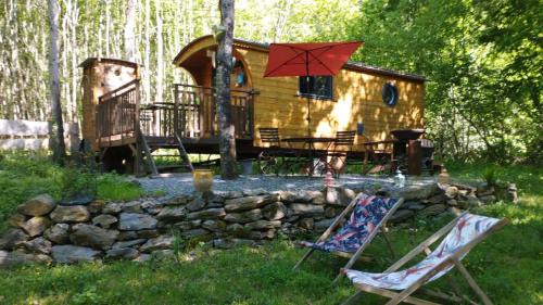 Cambounes House | Terra bosca roulotte