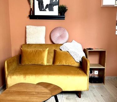 Jamin Apartment | Terra Cotta # REIMS