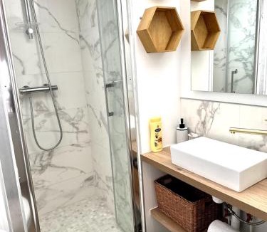 Jamin Apartment | Terra Cotta # REIMS