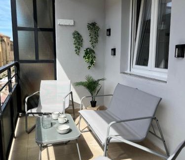 Santo Domingo de la Calzada Apartment | Terraza en el centro del espolón