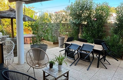 Croix-d'Argent Apartment | Terrace apartment with pool