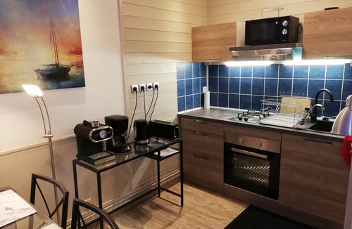 Beaune Apartment | Terrace Center