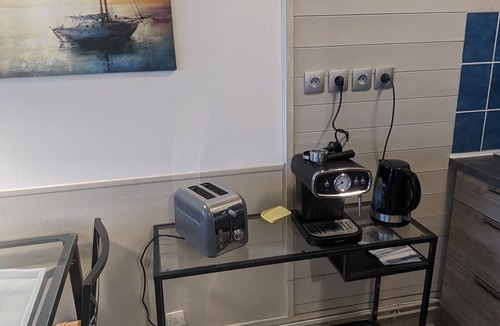 Beaune Apartment | Terrace Center