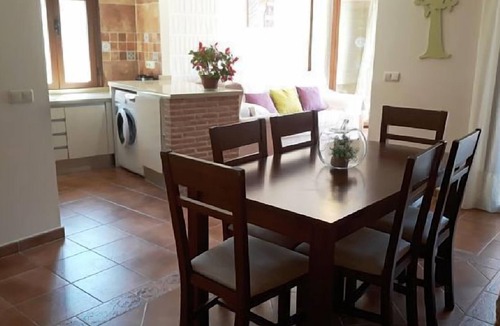 Toledo City Center Apartment | Terrace house in Edif Toledo Magico, ideal for 7 people.