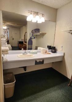 Richmond Annex Hotel | Terrace Inn and Suites