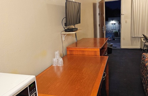 Richmond Annex Hotel | Terrace Inn and Suites