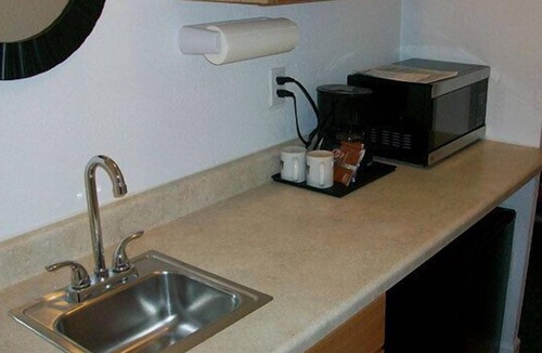 Garden Valley Hotel | Terrace Lakes Resort