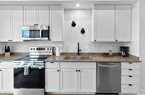 Grand Junction House | Terrace Pet-Friendly w/Workspace & Garage