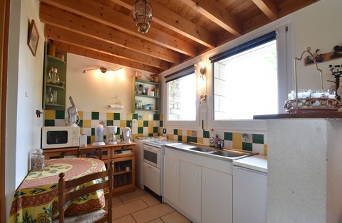 Fresville Cottage | Terrace & Tranquility Home