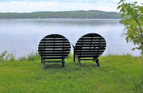 Lake of Bays Hotel | Terrace Villa 44