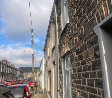 Mountain Ash House | Terrace with a Twist!