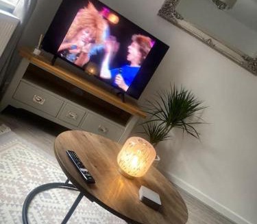 Mountain Ash House | Terrace with a Twist!