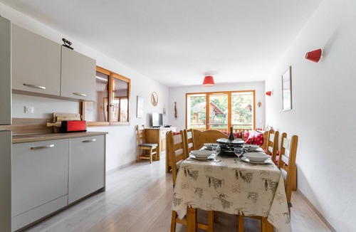 La Joue du Loup Apartment | Terrace with mountain view for 6