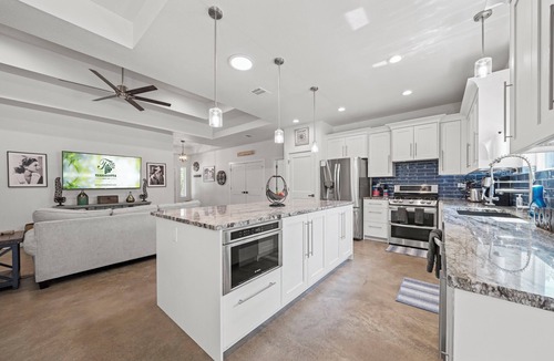 Wimberley House | Terracotta Retreat | Sleeps 58 | Pool & Events