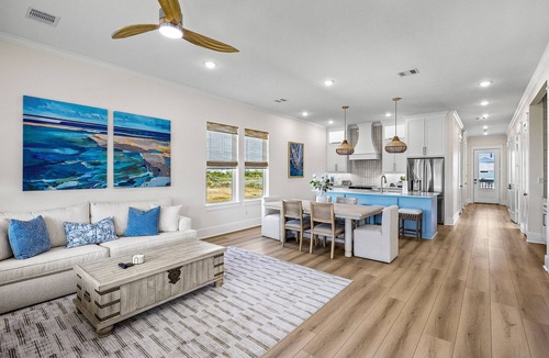 Isla Del Sol House | Terramar Getaway + Quick Beach Access + Public Pool Behind Home
