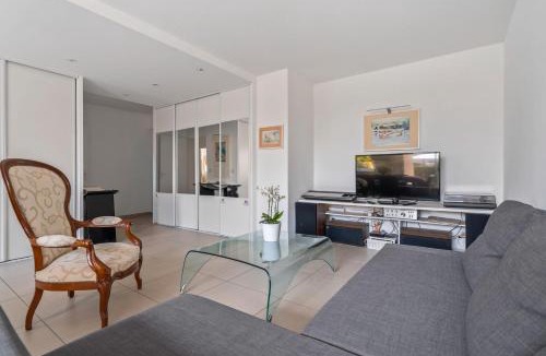 Vienne Apartment | Terrasse de Malissol