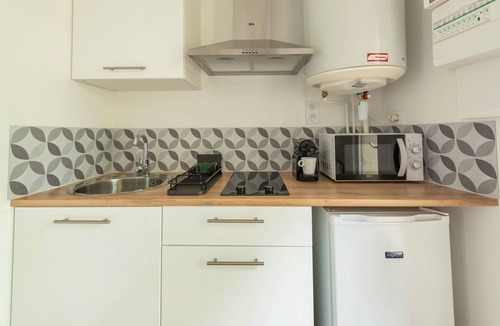 Saint-Helier Apartment | Terrasse des Loges - One Bedroom Apartment, Sleeps 2