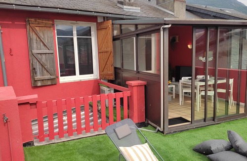 Lourdes Condo | Terrasse Privée & vue Panoramique - Climatisation - Wifi - Netflix