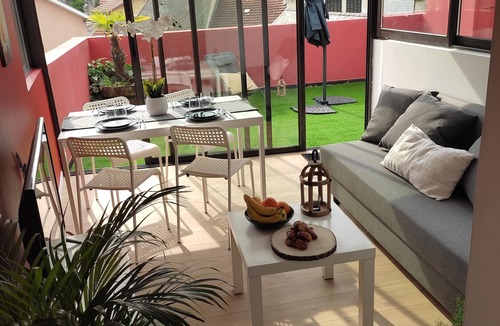 Lourdes Condo | Terrasse Privée & vue Panoramique - Climatisation - Wifi - Netflix