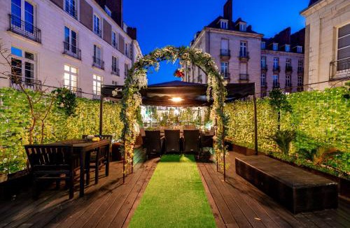 Nantes Centre Apartment | Terrasse Royale au Coeur de Nantes