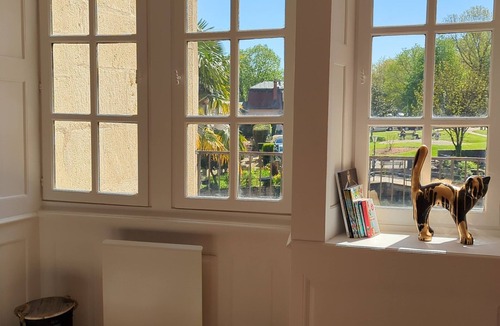 Paroisse Notre-Dame Apartment | Terrasse vue Imprenable Canal