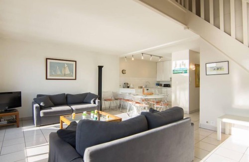 Dinard Apartment | Terrasses d'Emeraude by Interhome