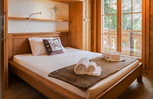 Saint-Pierre-de-Clages Apartment | Terrasses du Paradis 5B by Interhome