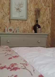 Saint-Maurice-les-Couches House | Terre divine