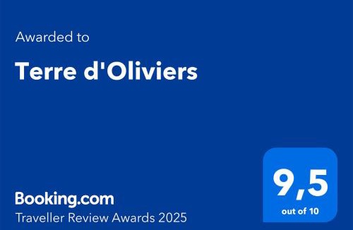 Issirac House | Terre d'Oliviers