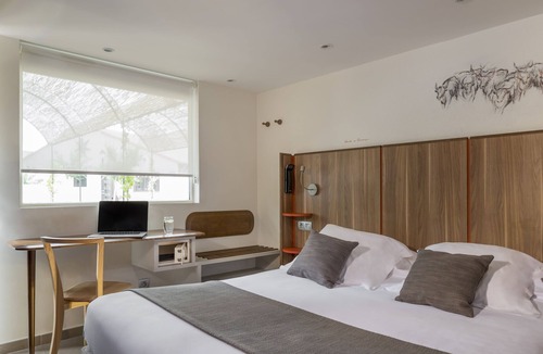 Saint Tronquet Business Park Hotel | Terre de Provence Hôtel & Spa